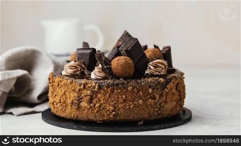 Front view of sweet chocolate cake Picture on pik. Resolution and high quality beautiful photo. Front view of sweet chocolate cake Picture on pik. High quality beautiful photo concept