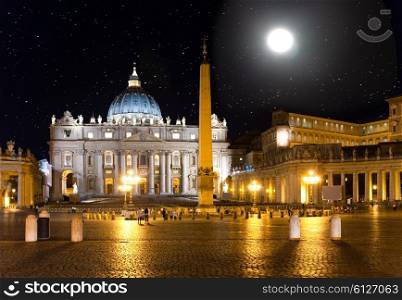 Full moon. The star sky over Saint Peter&rsquo;s Square. Italy. Rome. Vatican.