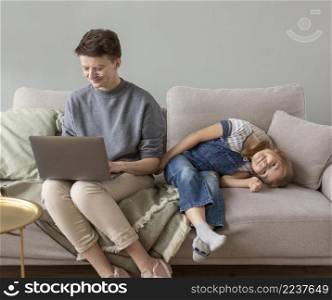 full shot parent kid couch
