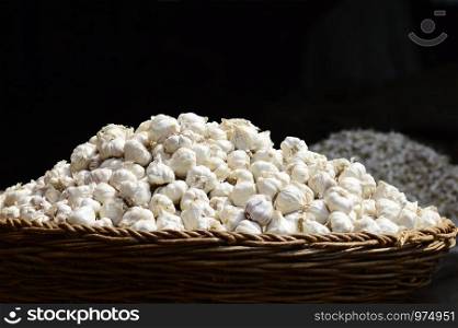 Garlic for sale in local market, Pune, Maharashtra, India