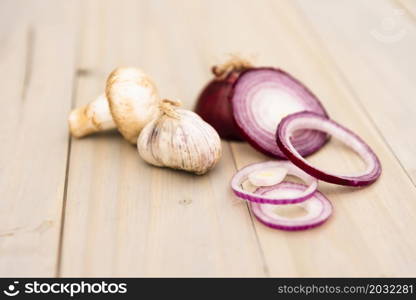 garlic mushroom with slice organic onion table