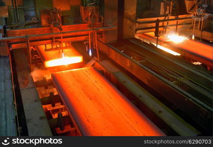 Gas cutting of the hot metal in a plant