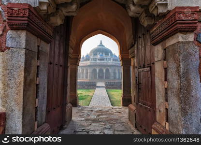 Gateway in Hymayun&rsquo;s Tomb, New Delhi, India.. Gateway in Hymayun&rsquo;s Tomb, New Delhi, India