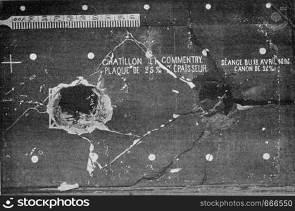 Gavre field trials in April 1894, View of the plate 25 centimeters of Commentry, vintage engraved illustration. Industrial encyclopedia E.-O. Lami - 1875.