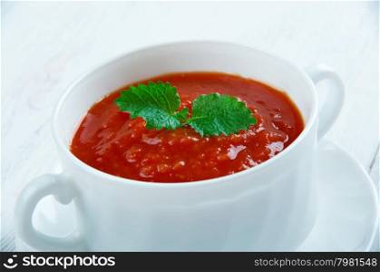 Gazpacho de remolacha - Tomato soup with beet, and garlic, Spanish cuisine