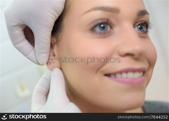 general practitioner working with inner ear