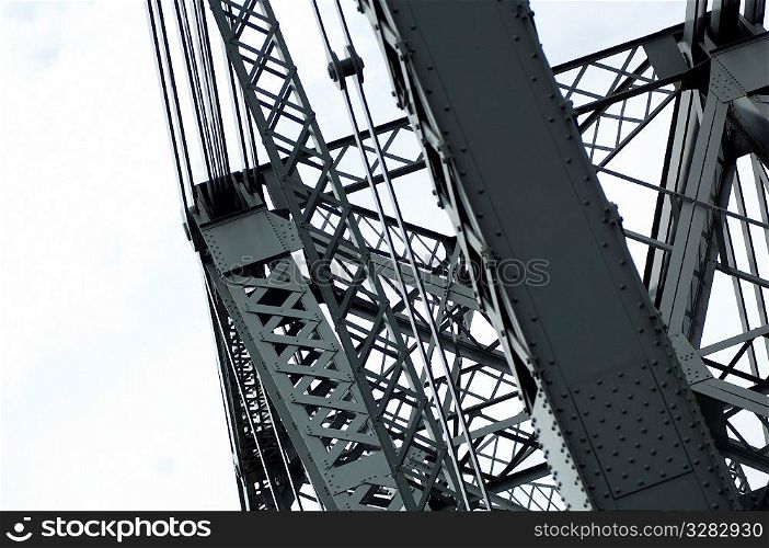 Girder and framing structure on bridge.