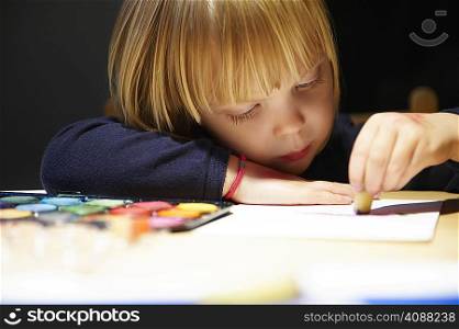 Girl drawing a picture