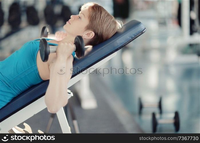 girl gym dumbbell training simulators