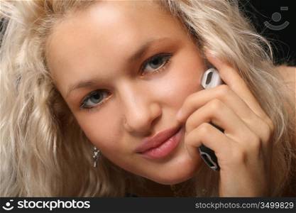 girl phone calls very beautiful blondie