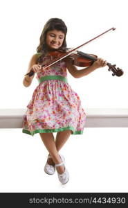 Girl playing the violin