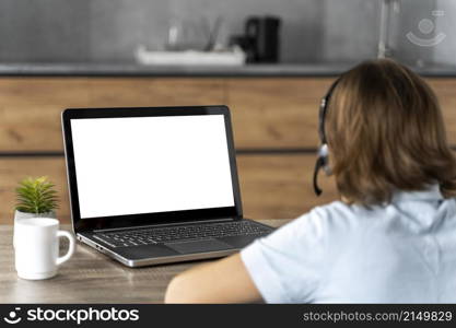 girl with headset learning online