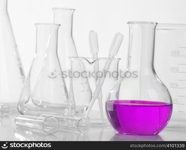 Glass laboratory equipment for science research