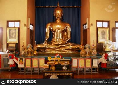 Golden Buddha in Wat Trimit, Bangkok, Thailand