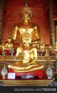 Golden Buddhas in Wat Phra That Doi Ngam Muang, Chiang Rai, Thailand