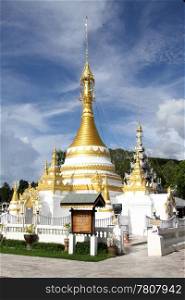 Golden stupa in Wat Chong Klang, Mae Hong Son