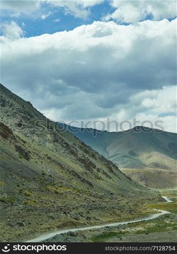 Gorge Holoyn Havzal, Bajan-Olgij, Mongolia