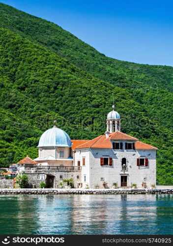 Gospa od Skrpjela (Our Lady of the Rocks), Perast