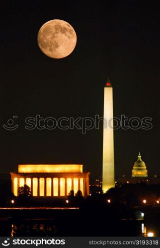 Government buildings lit up at night, Lincoln Memorial, Washington Monument, Washington DC, USA