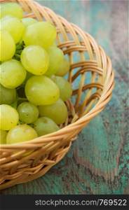 Green grapes in the bowl