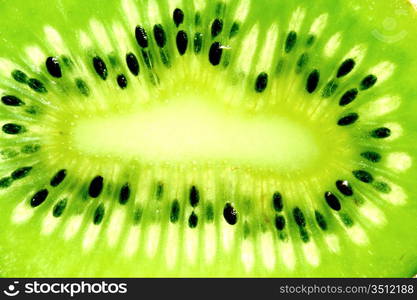 green kiwi slice macro close up