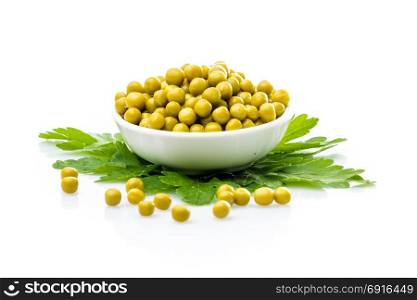 green peas in a bowl isolated, white background