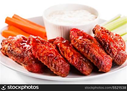 grilled chicken wings with vegetables