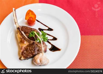 Grilled Lamb chop with garlic