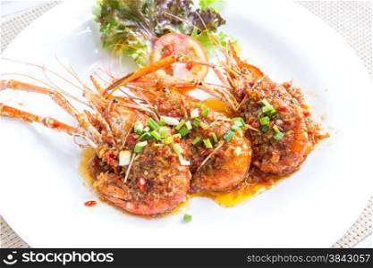 Grilled river prawn shrimp with pepper and garlic sauce