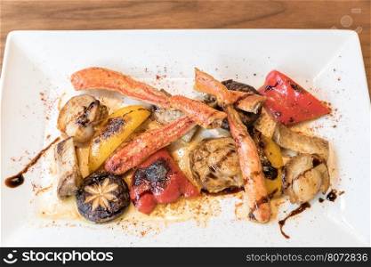 grilled taraba japanese king crab with scallop