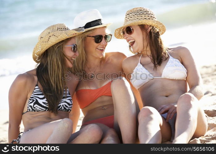 Group Of Teenage Girls Enjoying Beach Holiday Together