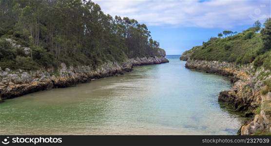 Guadamia Beach, Karst Beach, Protrected Landscape of the Oriental Coast of Asturias, Llanes de Pria, Asturias Green Coast, Asturias, Spain, Europe