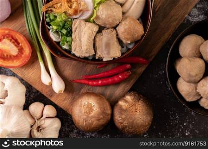 Guay Jap, meatballs, Vietnamese Pork Sausage and Pork bone, Thai food.