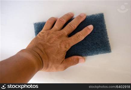 hand for clean with sponge