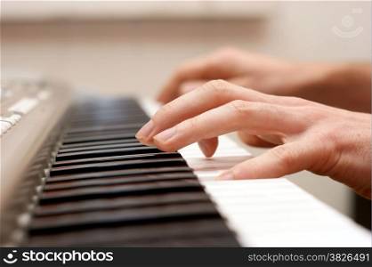 hands pianist playing music on the piano, hands and piano player, keyboard