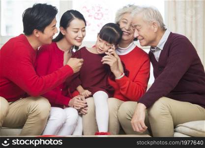Happy families make phone calls on New Year's Day