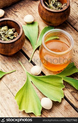 Healing properties of seeds and leaves of ginkgo biloba in herbal medicine.. Ginkgo biloba in herbal medicine