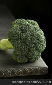 high angle broccoli table