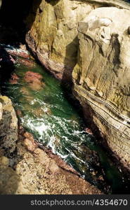 High angle view of water flowing in a ridge, La Jolla Reefs, San Diego Bay, California, USA