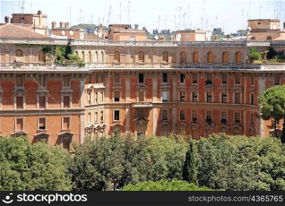 High angle views of Roman apartment buildings
