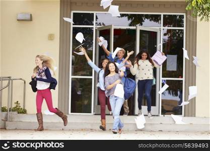 High School Pupils Celebrating End Of Term