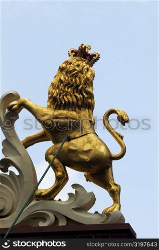 High section view of a statue of a lion, Old State House, Boston, Massachusetts, USA