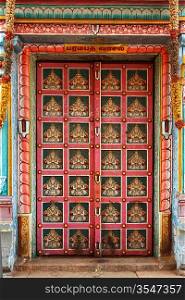 Hindu temple gates. Sri Ranganathaswamy Temple. Tiruchirappalli (Trichy), Tamil Nadu, India