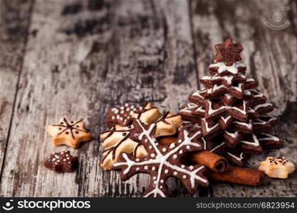 Homemade christmas cookies on wooden table. christmas cookies