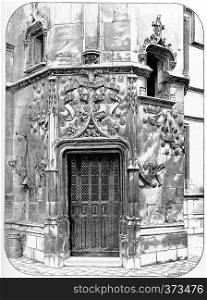 Hotel de Cluny. The door of the central tower, vintage engraved illustration. Paris - Auguste VITU ? 1890.