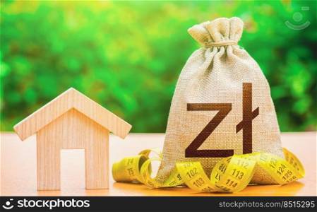 House and polish zloty money bag. Property valuation. Building maintenance. Real estate appraisal. Rental income. Cost of home services, utilities. Energy efficiency. Mortgage loan calculation.