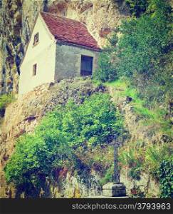 House on the Edge of the Cliff in France, Instagram Effect