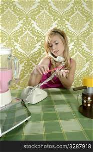 Housewife retro vintage talking phone kitchen nail file