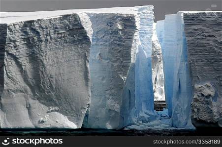 Huge icebergs with gap