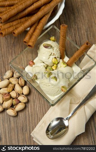 ice cream pistachio